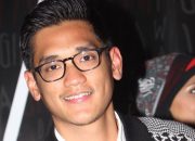 Perjuangan Cinta dalam Lirik Lagu “Demi Kamu Dan Aku” – Afgan Syah Reza & Sherina