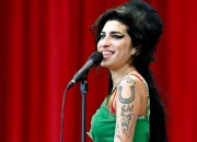 Lirik Lagu “Someone To Watch Over Me” – Amy Winehouse: Kisah Cinta yang Abadi