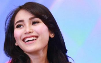 Lirik Lagu Happy – Ayu Ting Ting: Kebahagiaan Sederhana Bersama Kekasih