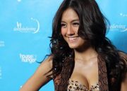 Lirik Lagu “Get Up” – Bangkit dan Bergerak Maju dengan Irama Agnez Mo