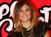 Lirik Lagu “Coke Bottle” Feat Timbaland and T.I. – Agnez Mo yang Mendunia