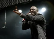 Terjemahan dan Makna Lirik Lagu ‘Right Now’ – Akon