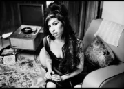 Pesan Moral dalam Lirik Lagu ‘Doo Wop (That Thing)’ – Amy Winehouse